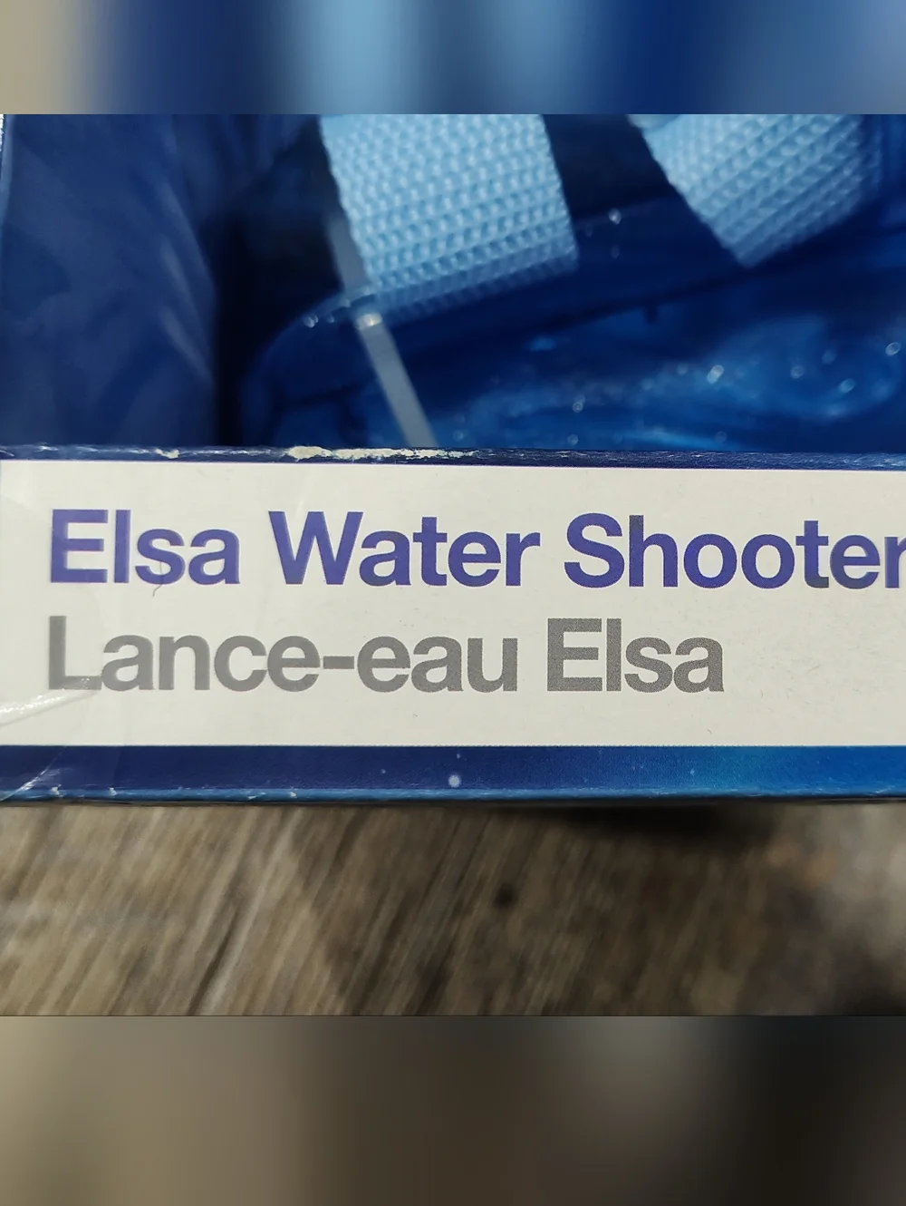 Disney Frozen Elsa Sparkle Blue Water Blaster/Shooter - NWT